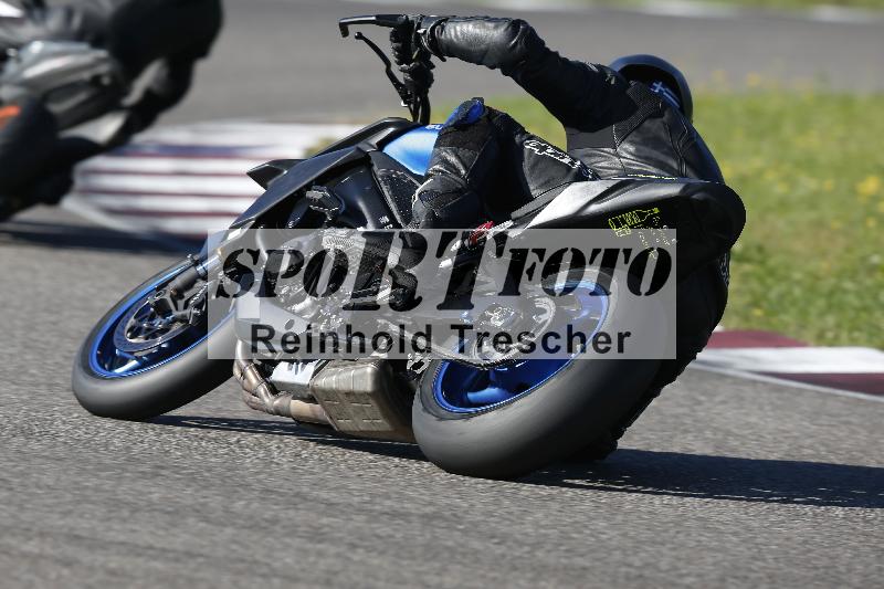 /54 19.09.2025 Speer Racing ADR/Gruppe gelb/backside